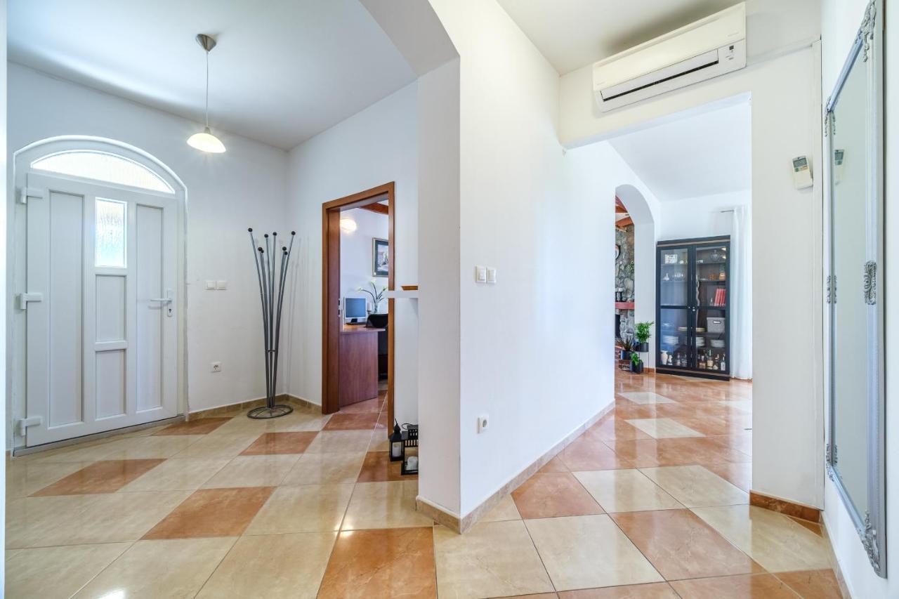 Guest House Barbara Nerezisca المظهر الخارجي الصورة